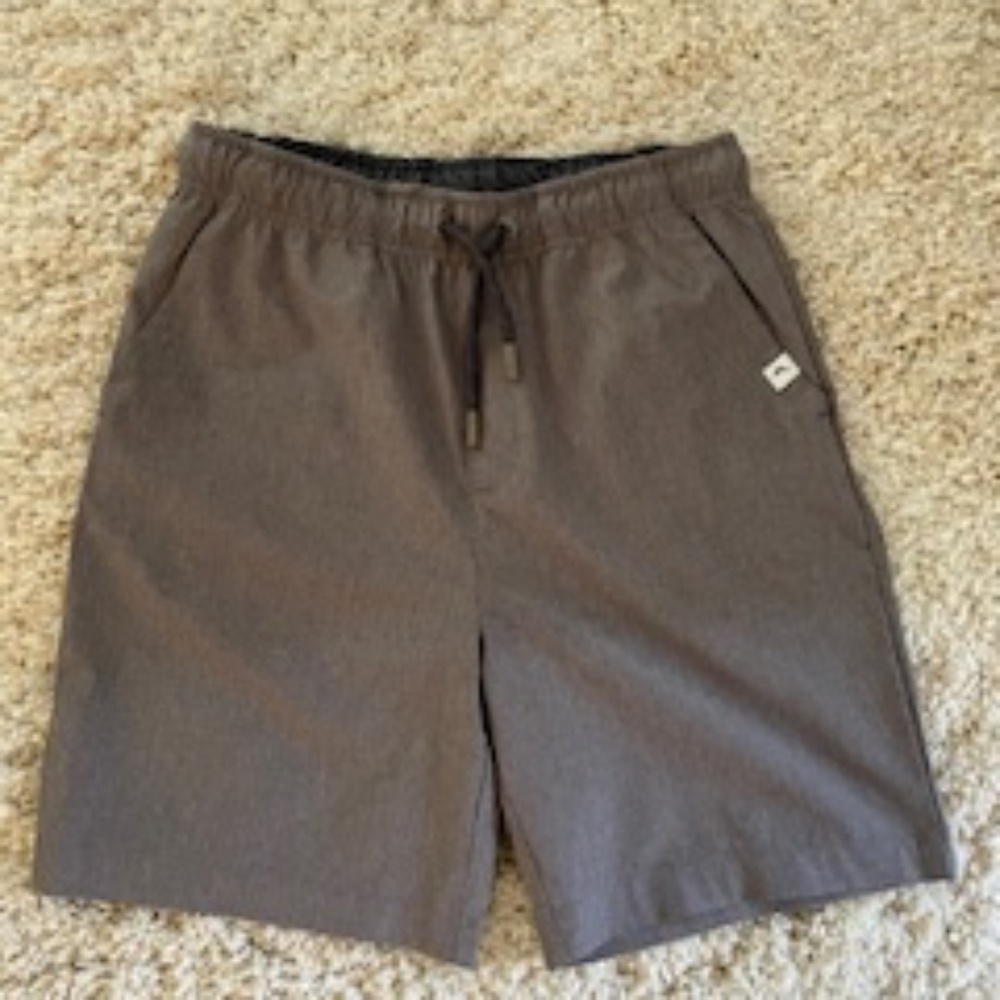 Tommy Bahama Active short size 11/12